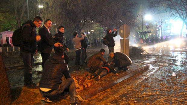 Десятки погибших и сотни раненых в результате теракта в центре Анкары