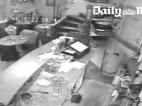 Деньги не пахнут: Владелец кафе продал видео атаки на Париж за 50 тысяч евро
