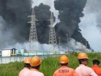 Взрыв на нефтехимическом заводе в Мексике: десятки погибших (видео)