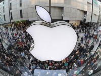 Суд обязал Apple помочь ФБР взломать смартфон подозреваемого в терроризме