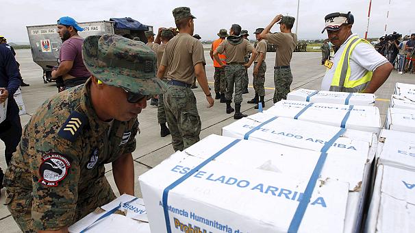 В Эквадор прибывает помощь из соседних государств, в том числе - из самых бедных (видео)