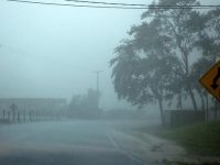 Тропический шторм «Эрл» переквалифицирован в ураган и движется на Центральную Америку