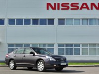 Аавтоконцерн Nissan приостановил работу в России