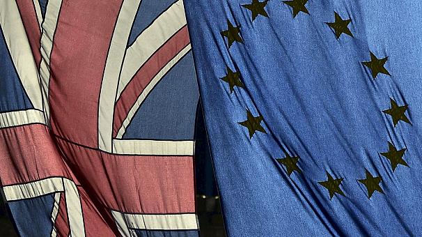 Эксперты предупреждают: выход из ЕС ударит по карману каждого британца