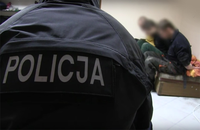 В Польше за производство нелегальных сигарет задержали 58 украинцев (видео)