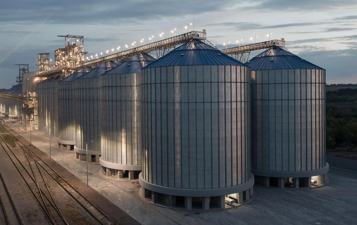 Що впливає на успіх продажу зерносушарки