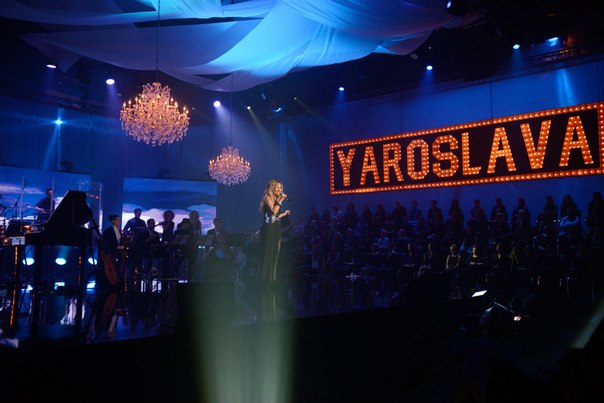 Ярослава Красильникова на сольном концерте «Это Я. Unplugged live 2015» спела украинский лирический романс