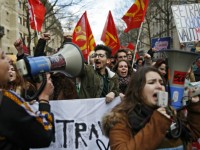Во Франции молодежь мобилизуется против реформы Трудового кодекса (видео)