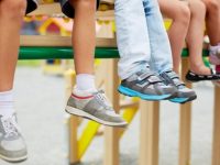 Удобная детская обувь на любую погоду: секреты выбора онлайн и тренды