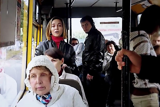 Одесситы начали необычный флешмоб в городских маршрутках