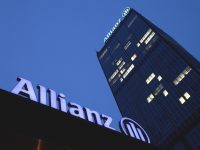 В первом квартале чистая прибыль Allianz выросла до 2,3 миллиардов евро