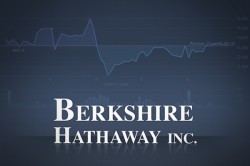 Стоимость акции компании Уоррена Баффета Berkshire Hathaway пересекла рубеж в 200 тысяч долларов США