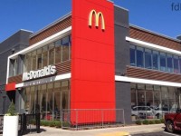В 2015 году чистая прибыль McDonald’s упала на 5%