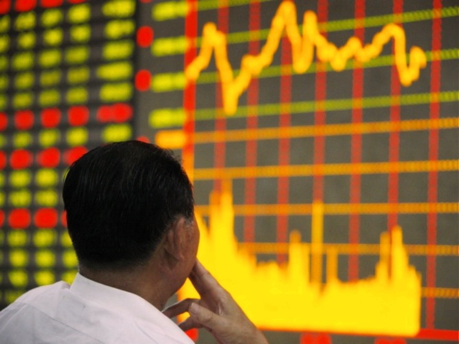 В Китае сенсация: первая в истории остановка Шанхайской и Шэньчжэньской биржи