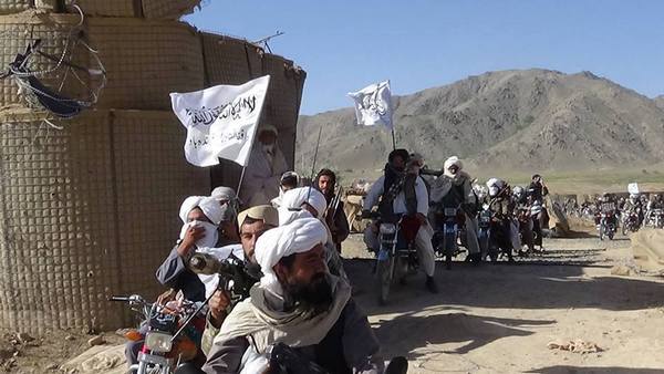 Афганистан: в полицейском участке террористы организации "Талибан" убили более 40 человек