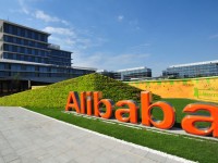 Крупнейший интернет-магазин Китая Alibaba приобретает 15% активов Beijing Shiji за 457 миллионов долларов