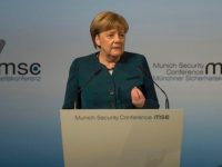Ангела Меркель считает евро слишком дешевой валютой для Германии