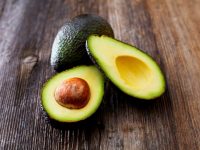 Чем полезен авокадо для мужчин и женщин: как есть фрукт, чтобы польза была максимальной