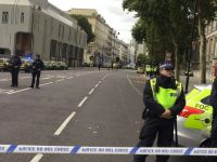 Автомобиль сбил несколько человек в Лондоне: подробности происшествия
