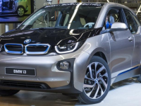 BMW объявил о выпуске новой версии электрического автомобиля i3 в 2017 году