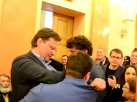 Идея Барны жива: Сашу Боровика вынесли из зала Одесского горсовета (видео)