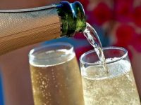 Brexit повлек за собой падение продаж шампанского в Британии