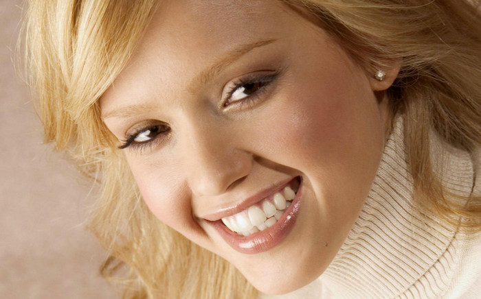 Британские ученые нашли препарат, стимулирующий самовосстановление зубов