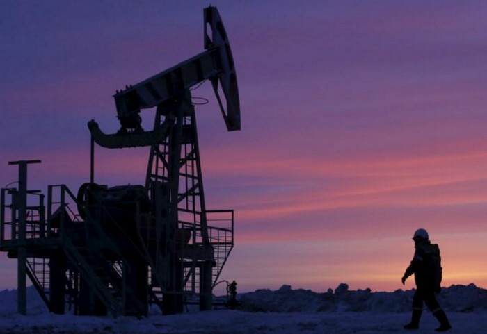 Цена на нефть выросла до $53 за баррель после отчета США о запасах