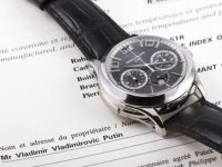 “Часы Путина” куплены неизвестным покупателем за 1 млн евро