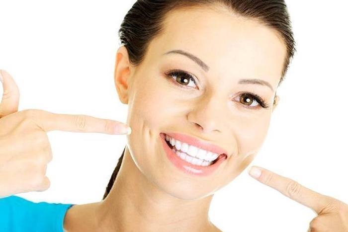 Чем лазерное отбеливание зубов лучше остальных методик