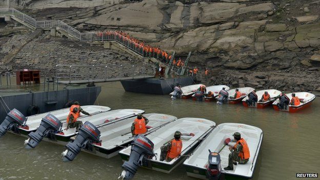 Кораблекрушение китайского судна на реке Янцзы