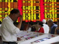 В Китае для поддержки фондового рынка было потрачено почти полтриллиона долларов