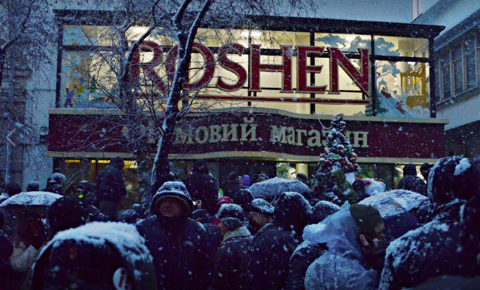 Дело Саакашвили: итоги марша под ГПУ, четыре требования и нападение на "Рошен"