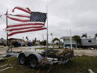 Дональд Трамп отменил правила защиты от наводнений перед ураганом Харви