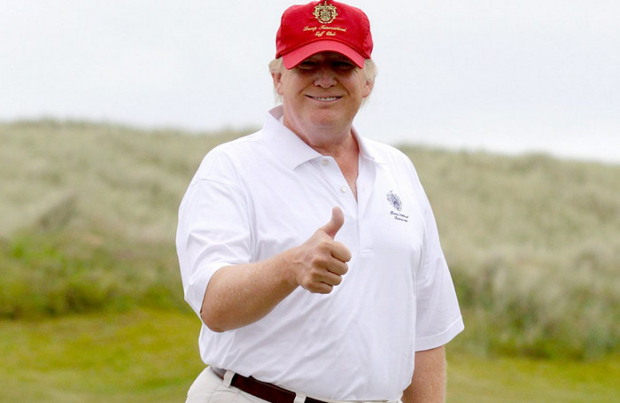 Дональд Трамп уходит в отпуск для участия в отборочных играх по гольфу