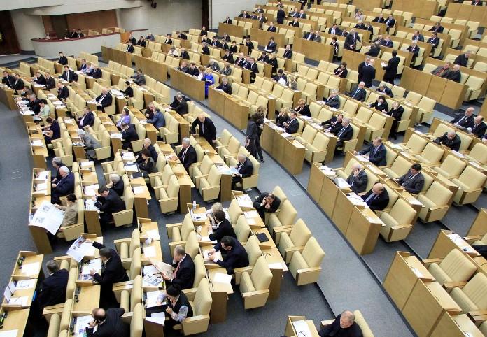 Российский парламент проголосовал за приостановку свободной торговли с Украиной