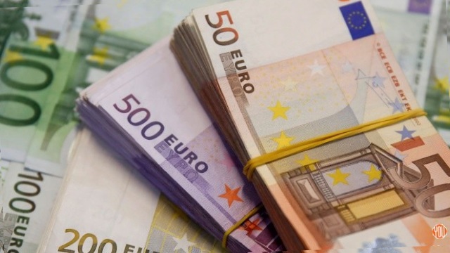 Еврокомиссия начала широкие дебаты о будущем ЕС и европейской валюты