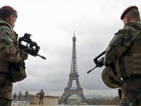 Франция: предотвращено нападение у Эйфелевой башни