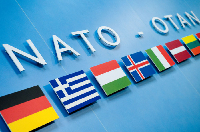 Глава НАТО попросил Россию вывести войска с территории Грузии