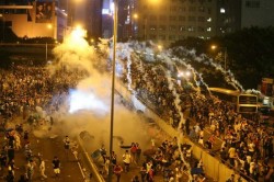 В Гонконге продолжаются митинги. Протестующие требуют расширения демократических прав