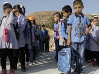 Израиль убирает здания палестинских школ, построенные без разрешения
