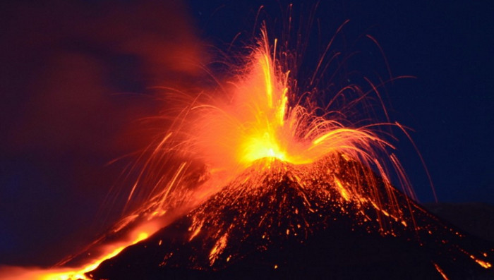 Извержение вулкана Этна - есть первые пострадавшие
