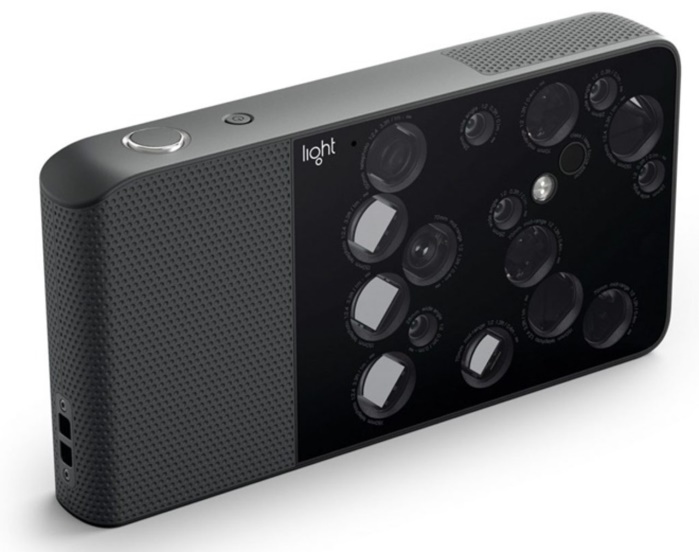 Калифорнийская компания Light впервые представила камеру с 16 объективами