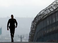 Калифорния подала в суд на строительство приграничной стены с Мексикой