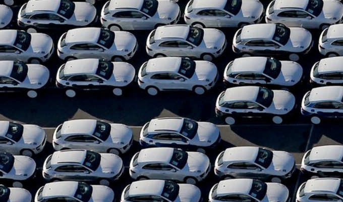 Комиссар ЕС подозревает немецкие автомобильные компании в создании картеля