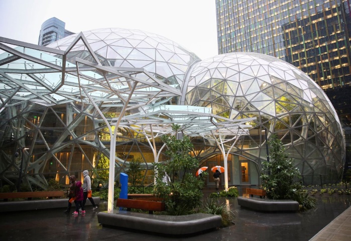 Компания Amazon построила "тропический" офис за $4 миллиарда