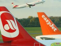 Компания EasyJet покупает часть активов Air Berlin за 40 млн евро
