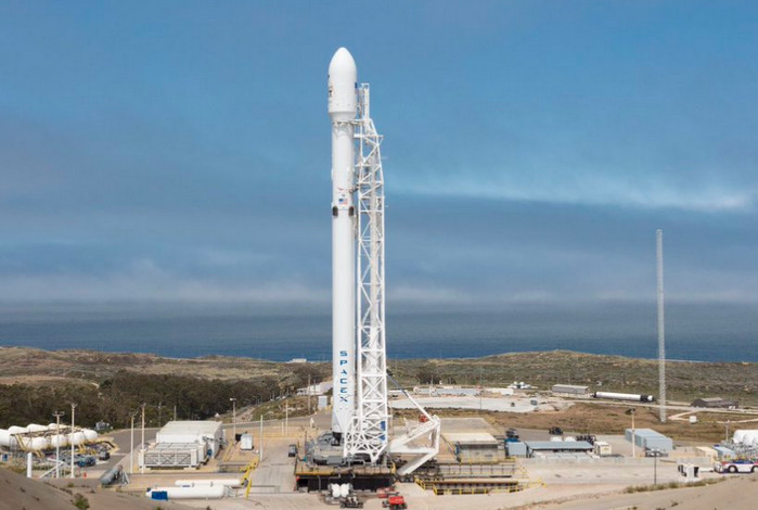 Компания SpaceX успешно запустила две космические миссии за уикенд