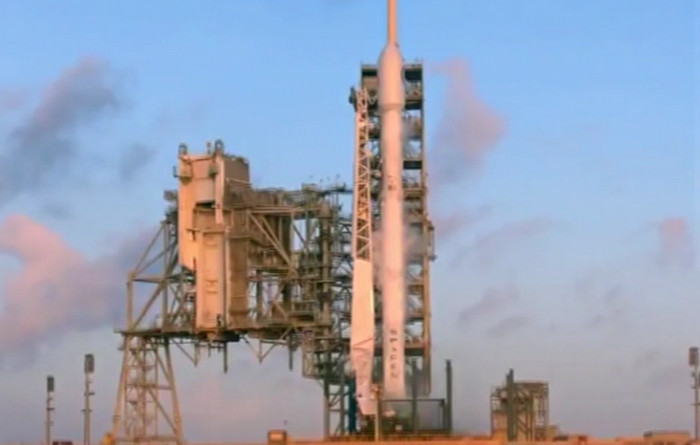 Компания SpaceX вывела на орбиту спутник-шпион для разведки США