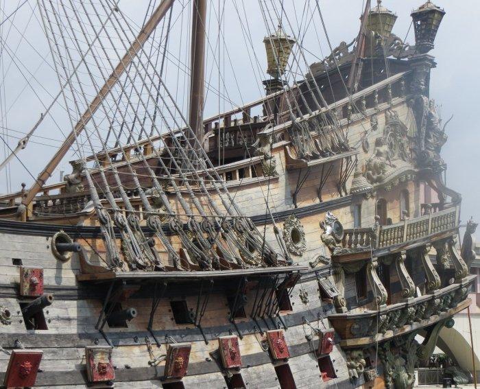 Колумбия, Испания и США не могут поделить сокровища найденного корабля начала 18 века